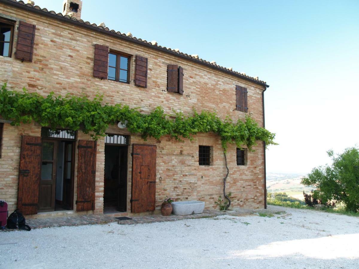 L'Infinito Bed & Breakfast Mombaroccio Luaran gambar