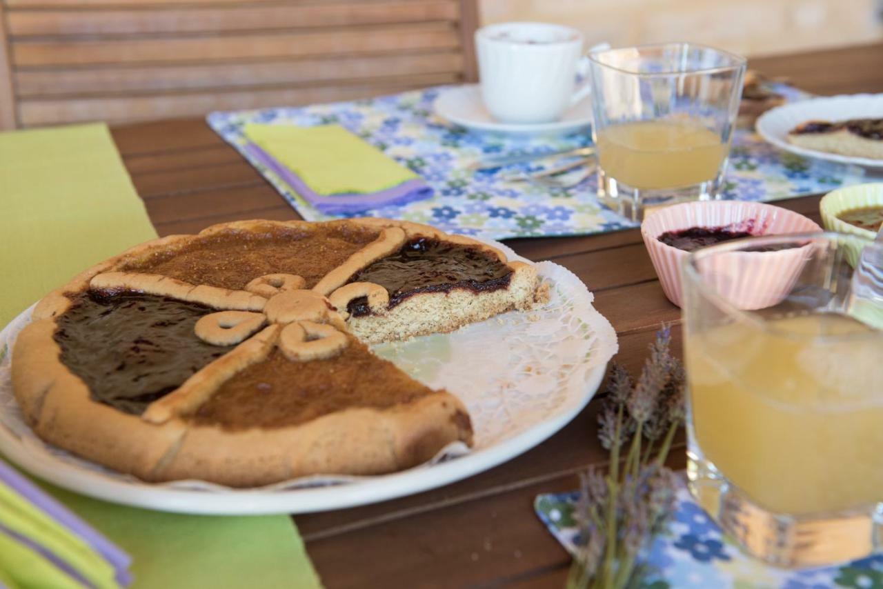 L'Infinito Bed & Breakfast Mombaroccio Luaran gambar